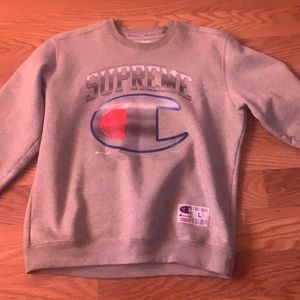 Supreme sweatshirt large champion
